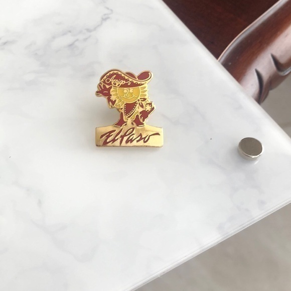 El Paso Pin - Picture 1 of 3